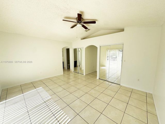 15920 SW 79th Ter, Miami, FL 33193