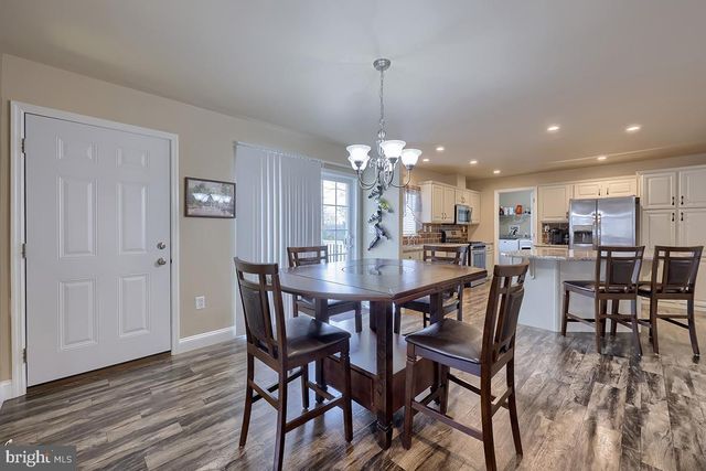 39 WESTIN, Douglassville, PA 19518