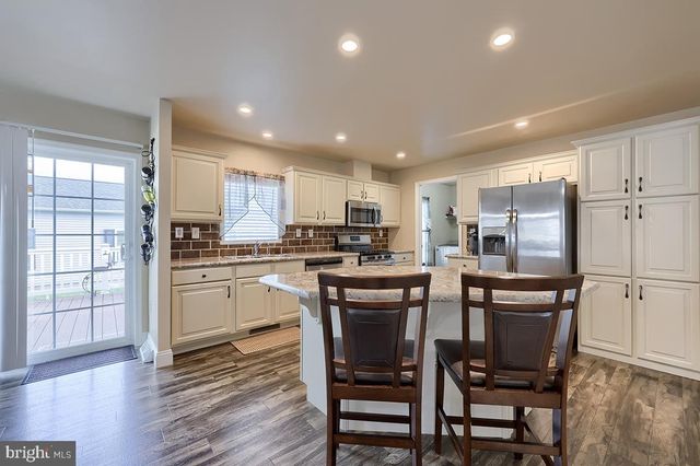 39 WESTIN, Douglassville, PA 19518