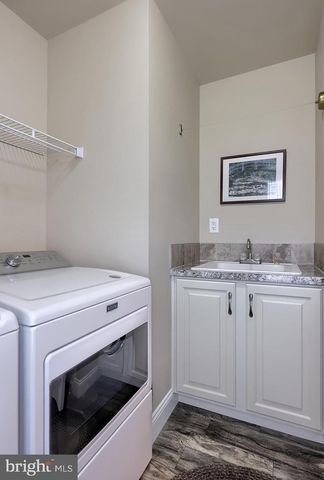 39 WESTIN, Douglassville, PA 19518