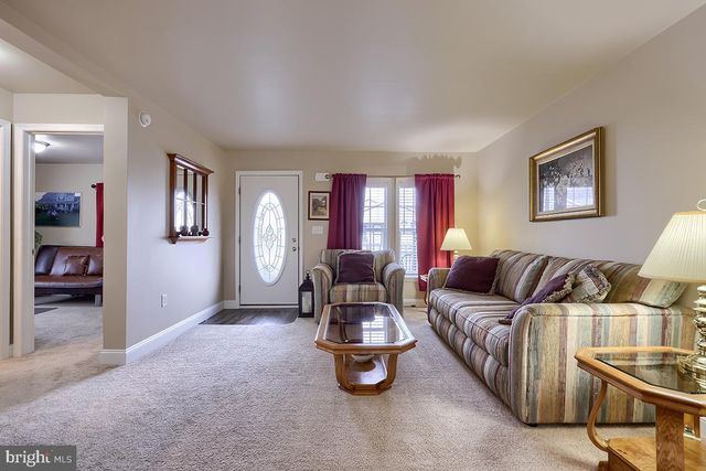 39 WESTIN, Douglassville, PA 19518