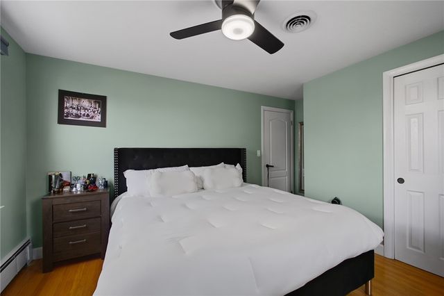 10 Summit Avenue, Johnston, RI 02919
