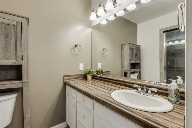3002 Stardust DR, Austin, TX 78757