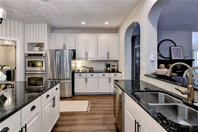 215 N Benjamin Howell ST, Williamsburg, VA 23188