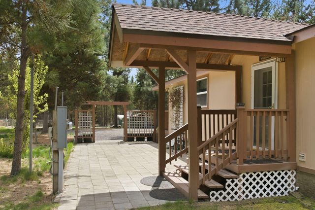 15909 Sparks Drive, La Pine, OR 97739