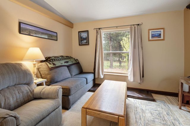 15909 Sparks Drive, La Pine, OR 97739