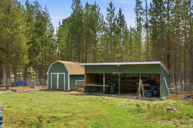 15909 Sparks Drive, La Pine, OR 97739