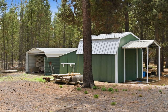 15909 Sparks Drive, La Pine, OR 97739