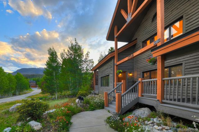 1709 Red Hawk Road, Silverthorne, CO 80498