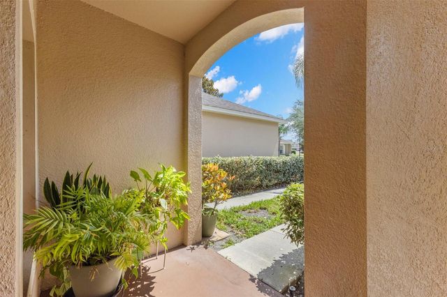 13627 CREST LAKE DRIVE, Hudson, FL 34669