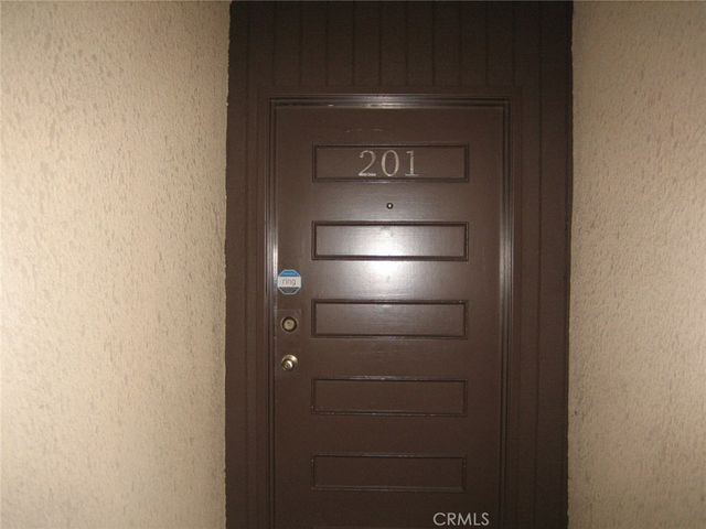 433 S Manhattan Place 201, Los Angeles, CA 90020
