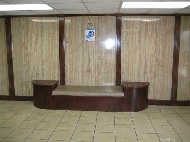 433 S Manhattan Place 201, Los Angeles, CA 90020
