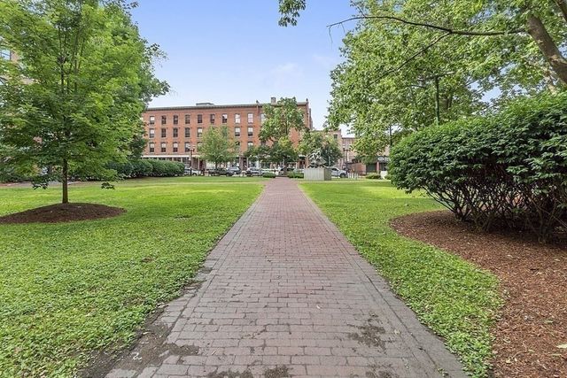 200 Market St. 3513, Lowell, MA 01852