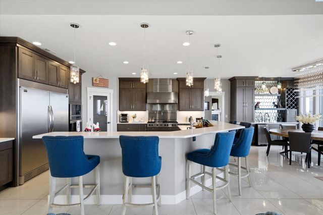 2508 Falconcrest Loop, Richland, WA 99352