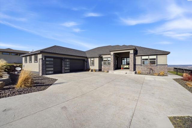 2508 Falconcrest Loop, Richland, WA 99352