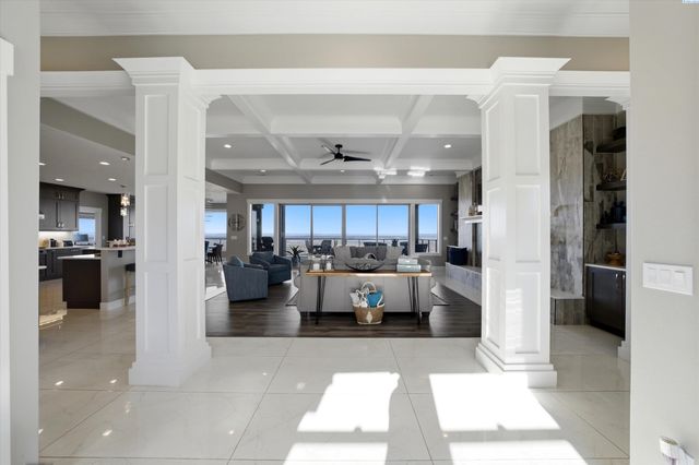 2508 Falconcrest Loop, Richland, WA 99352