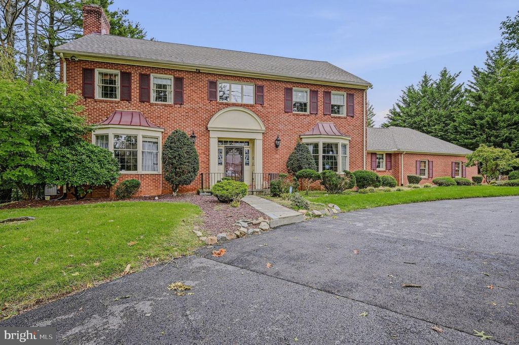 3805 ARDLEIGH DR, Wilmington, DE 19807 — photo 2