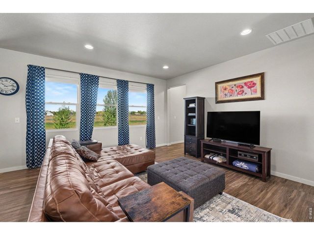 7467 Horsechestnut St, Wellington, CO 80549