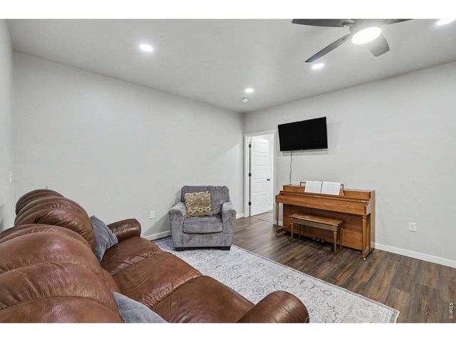 7467 Horsechestnut St, Wellington, CO 80549