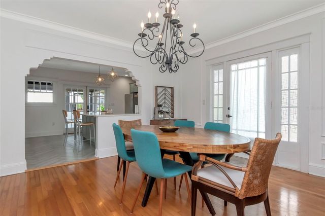 1601 E POWHATAN AVENUE, Tampa, FL 33610