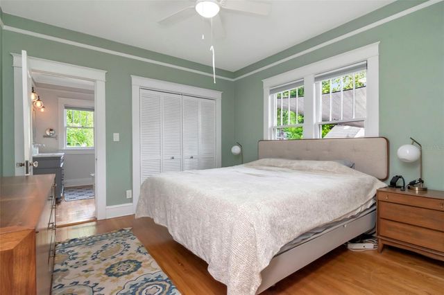 1601 E POWHATAN AVENUE, Tampa, FL 33610