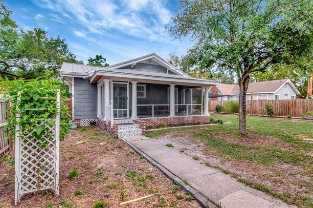 1601 E POWHATAN AVENUE, Tampa, FL 33610