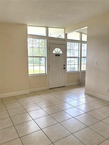 4409 W PARIS STREET, Tampa, FL 33614