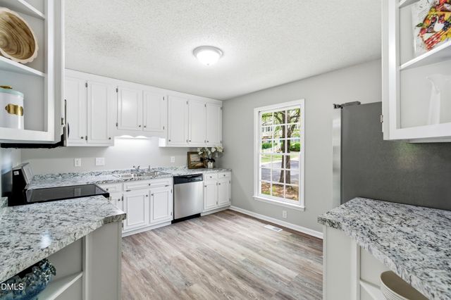 117 Luxon Place, Cary, NC 27513