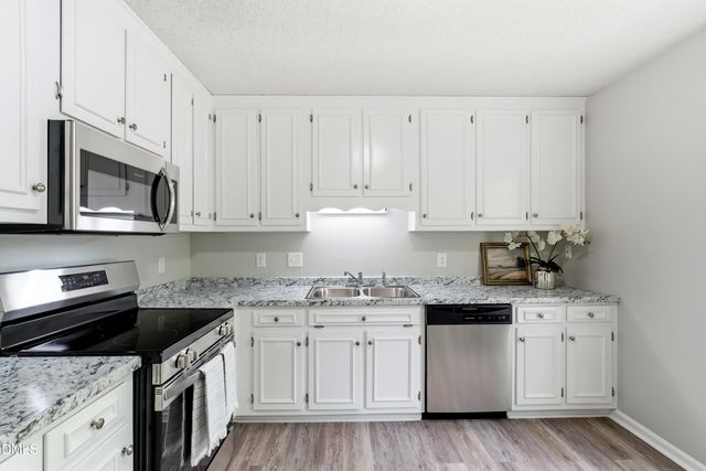 117 Luxon Place, Cary, NC 27513