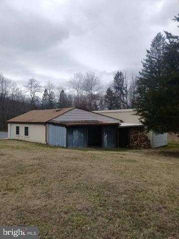 435 WESTLEY RD, Mohnton, PA 19540