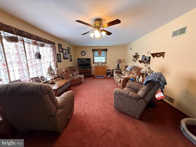 435 WESTLEY RD, Mohnton, PA 19540