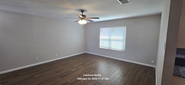 1029 Cottonwood Trail, Benbrook, TX 76126