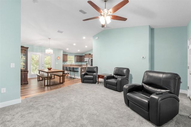 6144 AVENUE G, Mc Intosh, FL 32664