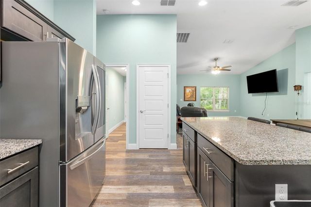 6144 AVENUE G, Mc Intosh, FL 32664