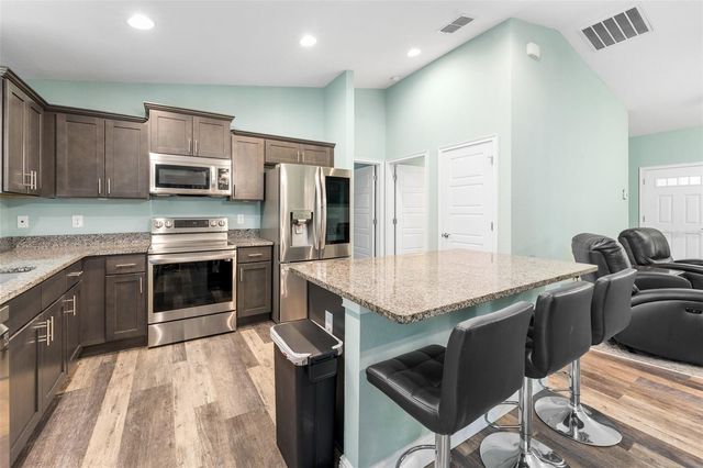 6144 AVENUE G, Mc Intosh, FL 32664