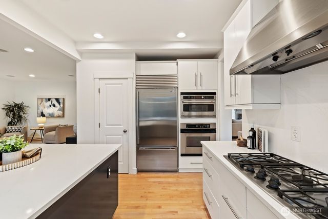 622 9th Avenue S, Kirkland, WA 98033