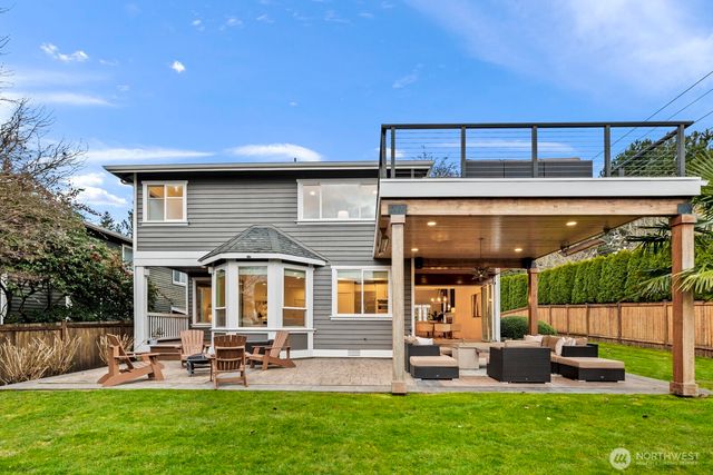622 9th Avenue S, Kirkland, WA 98033