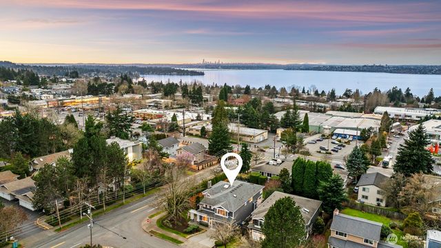 622 9th Avenue S, Kirkland, WA 98033