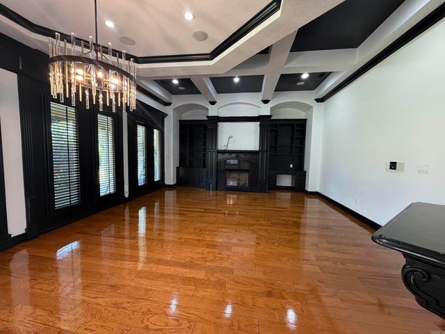 60 Deauville Circle, Little Rock, AR 72223