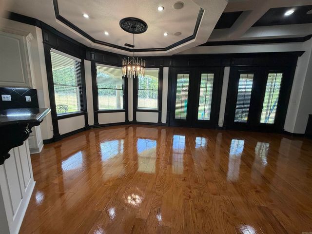 60 Deauville Circle, Little Rock, AR 72223