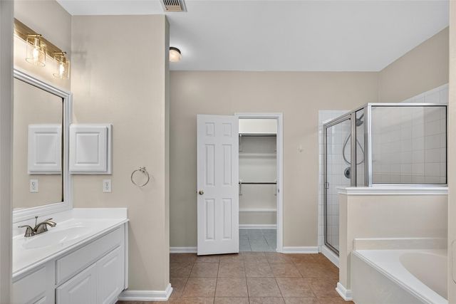 2711 Shallow Falls Court, Pearland, TX 77584