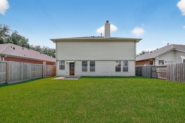 2711 Shallow Falls Court, Pearland, TX 77584
