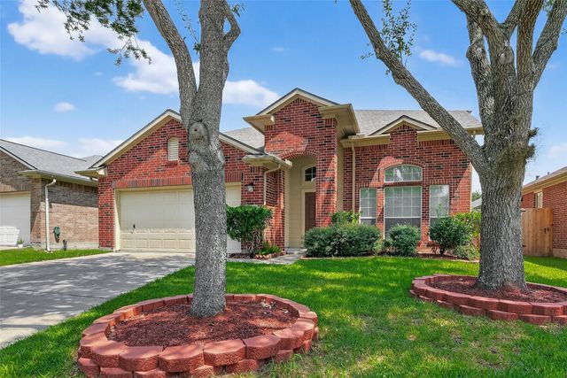 2711 Shallow Falls Court, Pearland, TX 77584