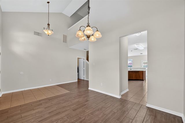 2711 Shallow Falls Court, Pearland, TX 77584