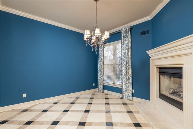 5584 Cordell Drive, Fayetteville, AR 72704