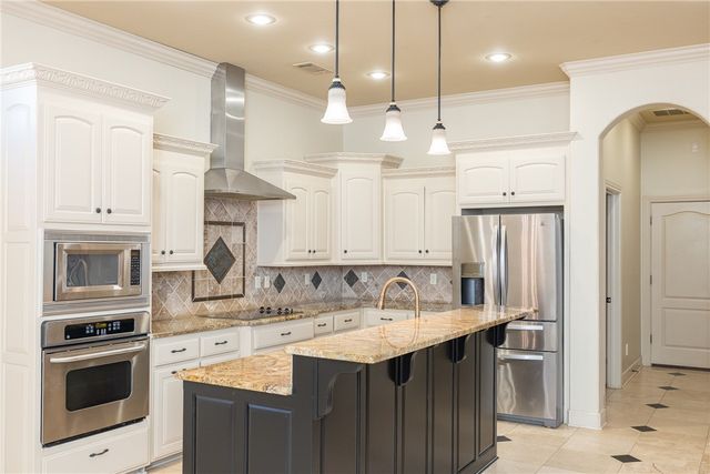 5584 Cordell Drive, Fayetteville, AR 72704