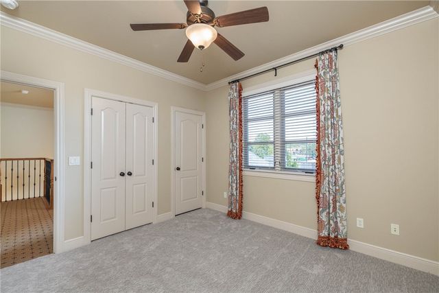 5584 Cordell Drive, Fayetteville, AR 72704