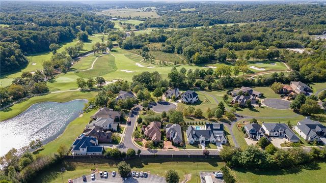 5584 Cordell Drive, Fayetteville, AR 72704