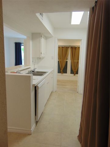 3220 69th Street G1, Galveston, TX 77551