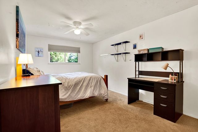 5 Shawnee Dr, Hempfield Twp, PA 15601